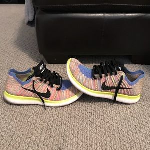 Nike Flyknit Sneakers